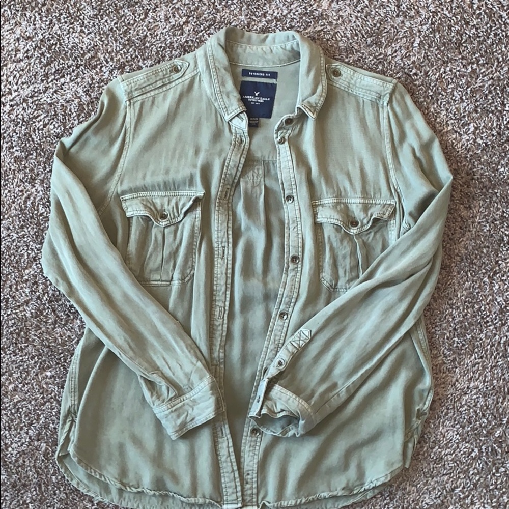 American eagle button up